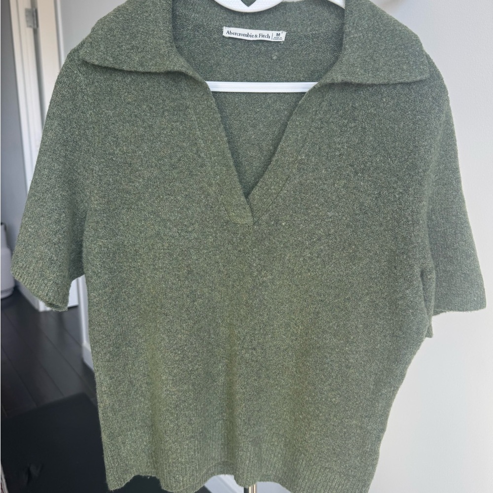 Abercrombie & Fitch Heather Olive Short Sleeve Polo Top